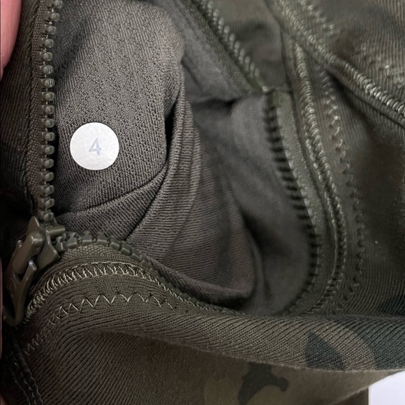 lululemon | Forme Jacket *Cuffins Savasana Camo 20cm Fatigue Green RARE 4 - Picture 4 of 9